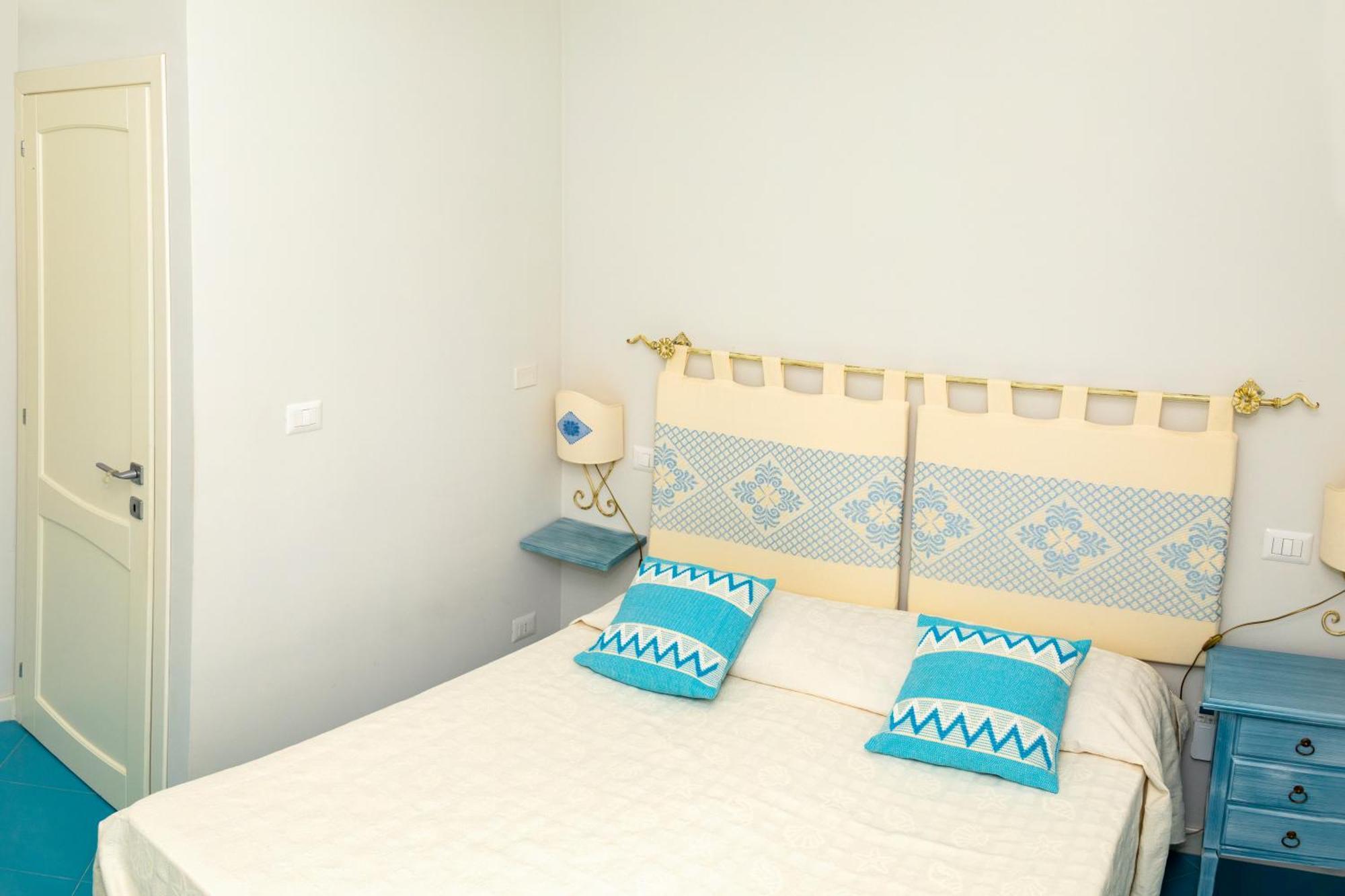 Lovealghero Stanze In Attico Vista Mare Exterior photo
